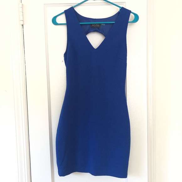 Textured Cross Back Bodycon Dress - Picture 1 of 3